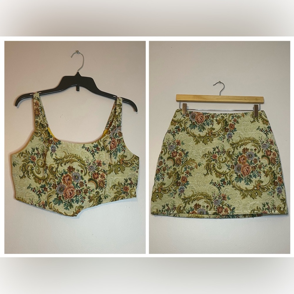 Matching Set Lelis Collection size medium skirt and crop top